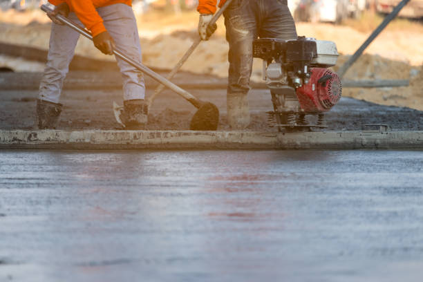 Best Concrete Walkway Installation  in Brewster Heights, NY
